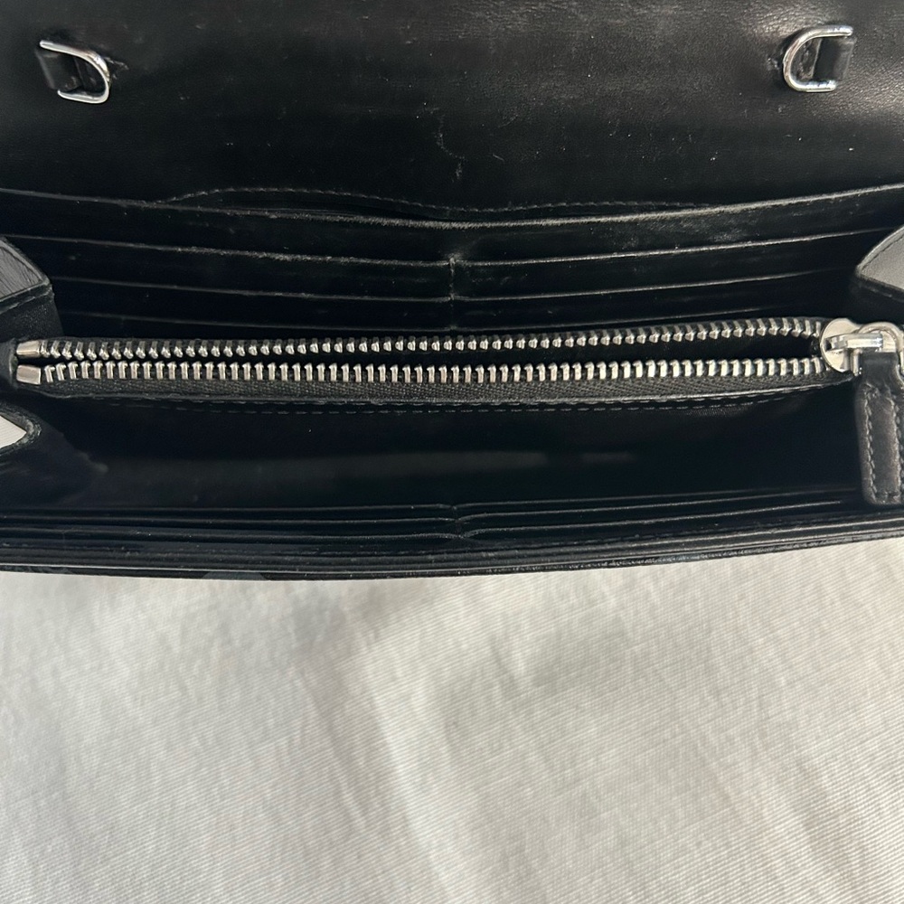 MCM Black Logo Leather Continental Wallet with Silver-Tone Lock (no chain) - Picture 5 of 6